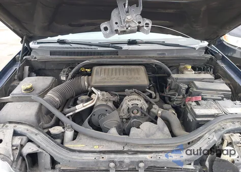 2005 Jeep Grand Cherokee Laredo z USA, uszkodzony, nr VIN 1J4HR48N95C702642